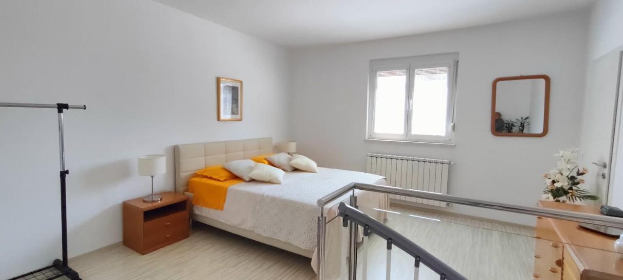 Classy Apartment With Garden View Laura Portorož Eksteriør bilde